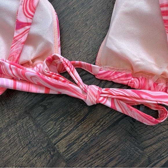 Time and Tru Cross Front Convertible Back Swimsuit Top Marble Pink size S (4-6) - Picture 8 of 9